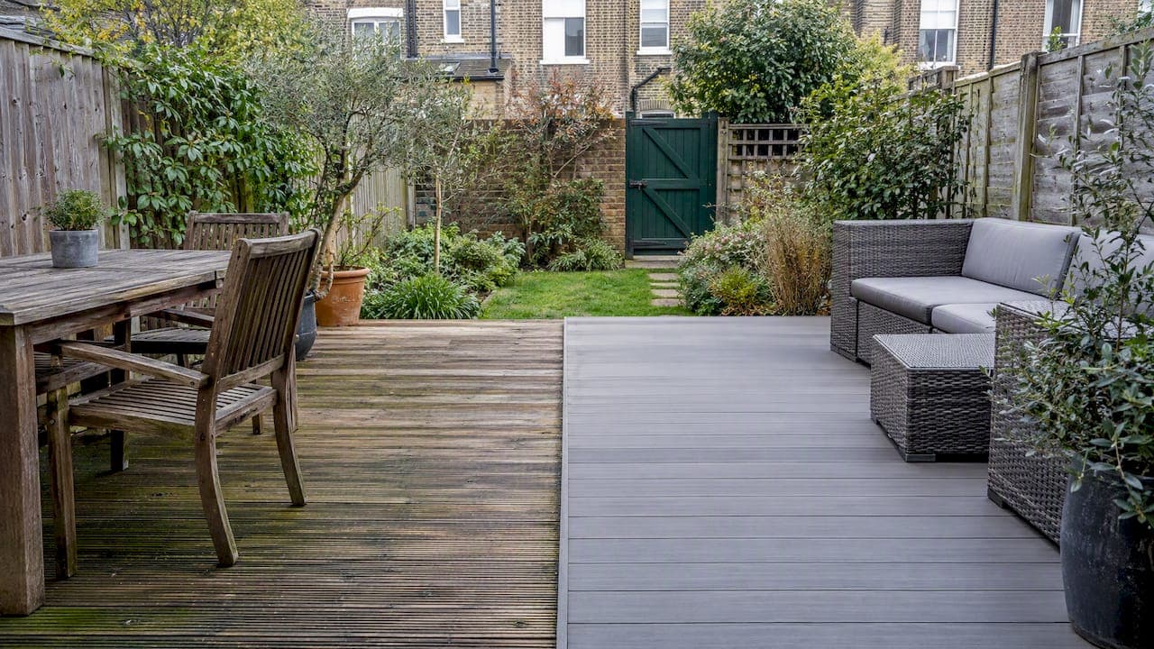 25 to 30 Years vs 10 to 15 Years: Composite or Wood Decking in London